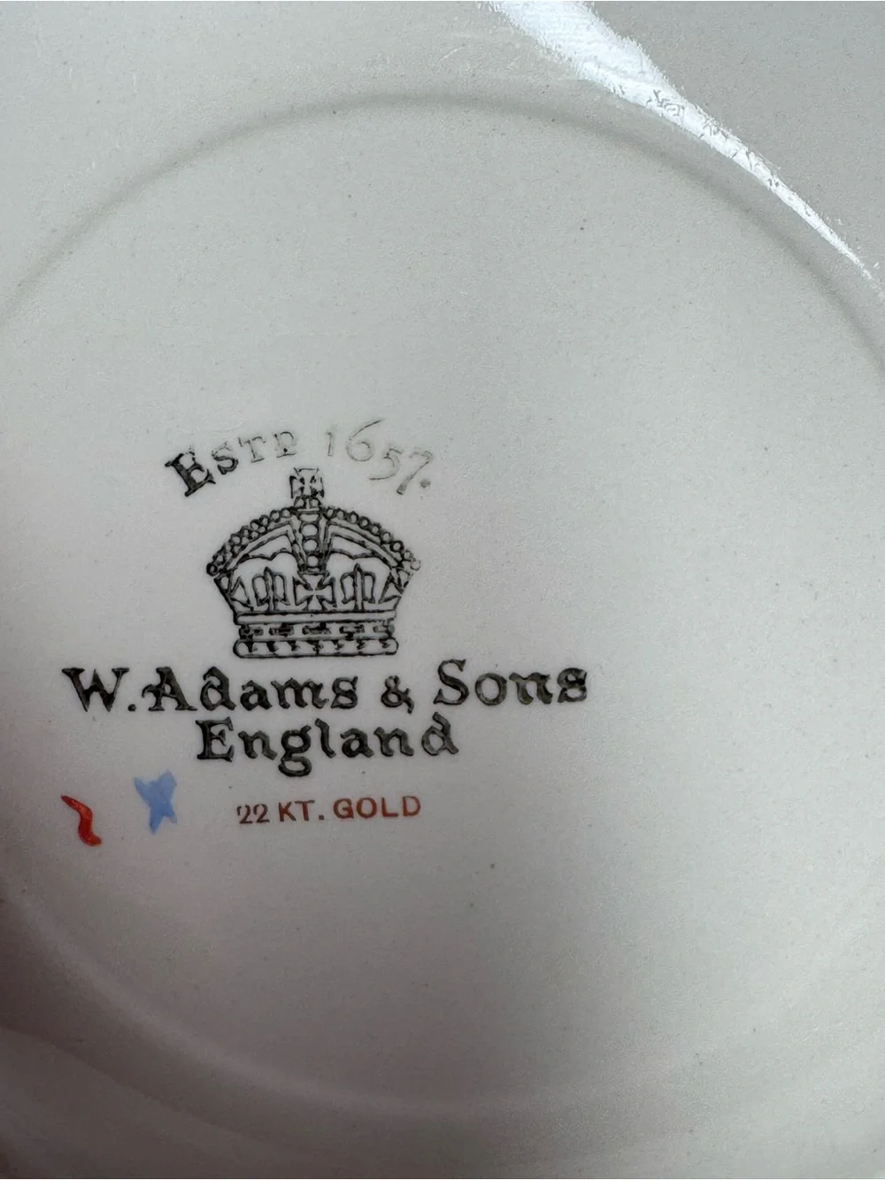 Vintage W. Adams & Sons England Queen Elizabeth II Portrait 22KT Gold Trim